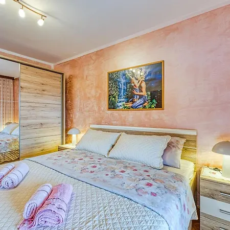 Apartmán Cerin With Balcony Poreč